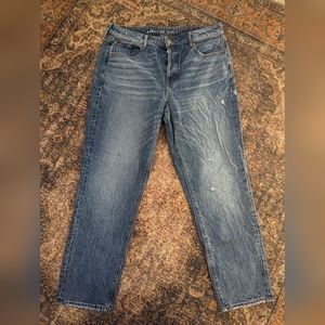 American Eagle Tomgirl Jeans - Size 10